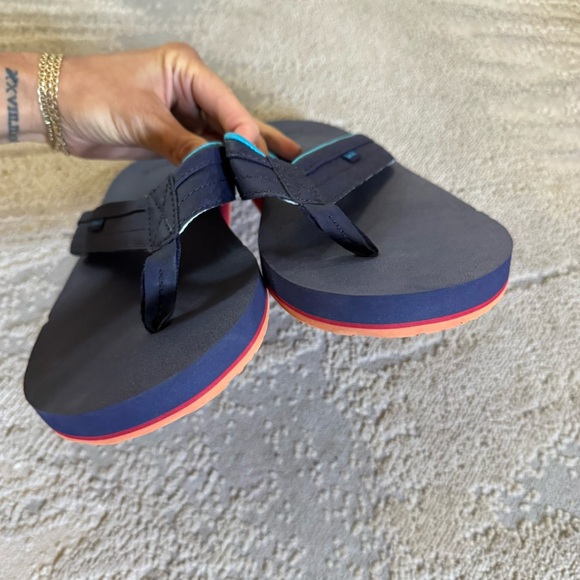 Sanuk flip flop bundle Ziggy navy and brown sandals men’s 12 - Picture 4 of 16
